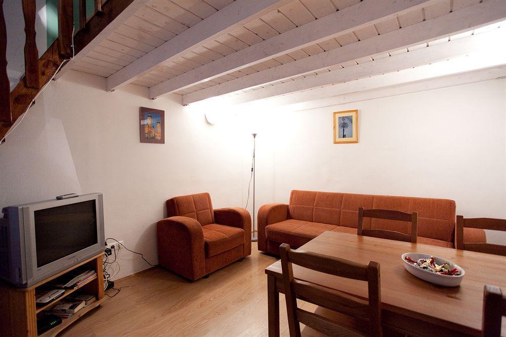 Budapest Easy Flat Opera Luaran gambar