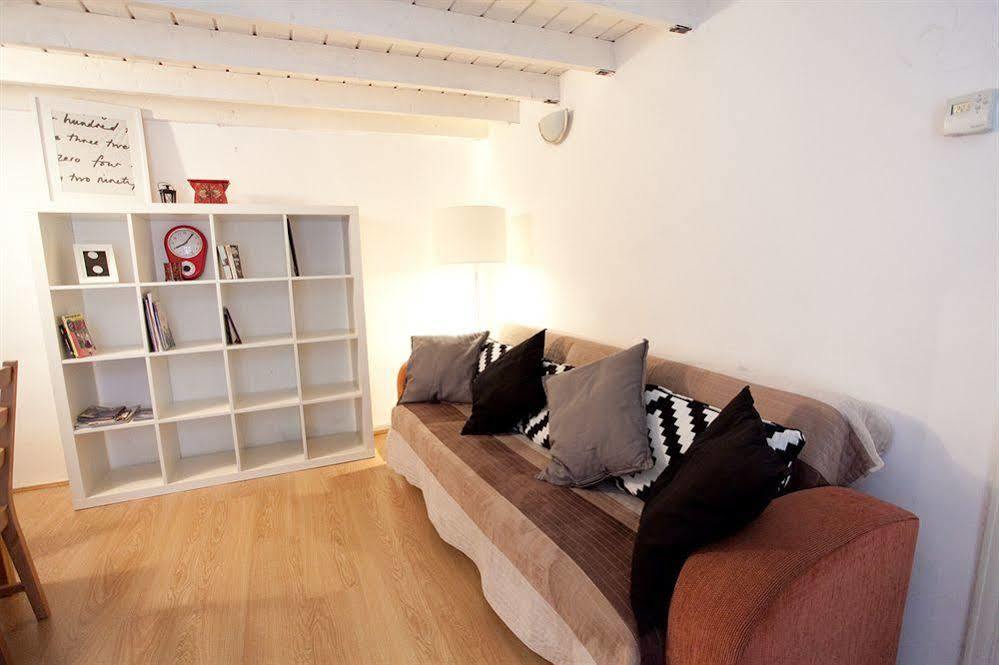 Budapest Easy Flat Opera Luaran gambar